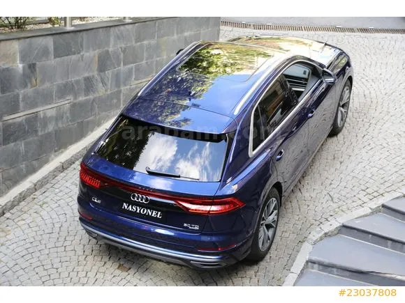 Audi Q8 50 TDI Image 3